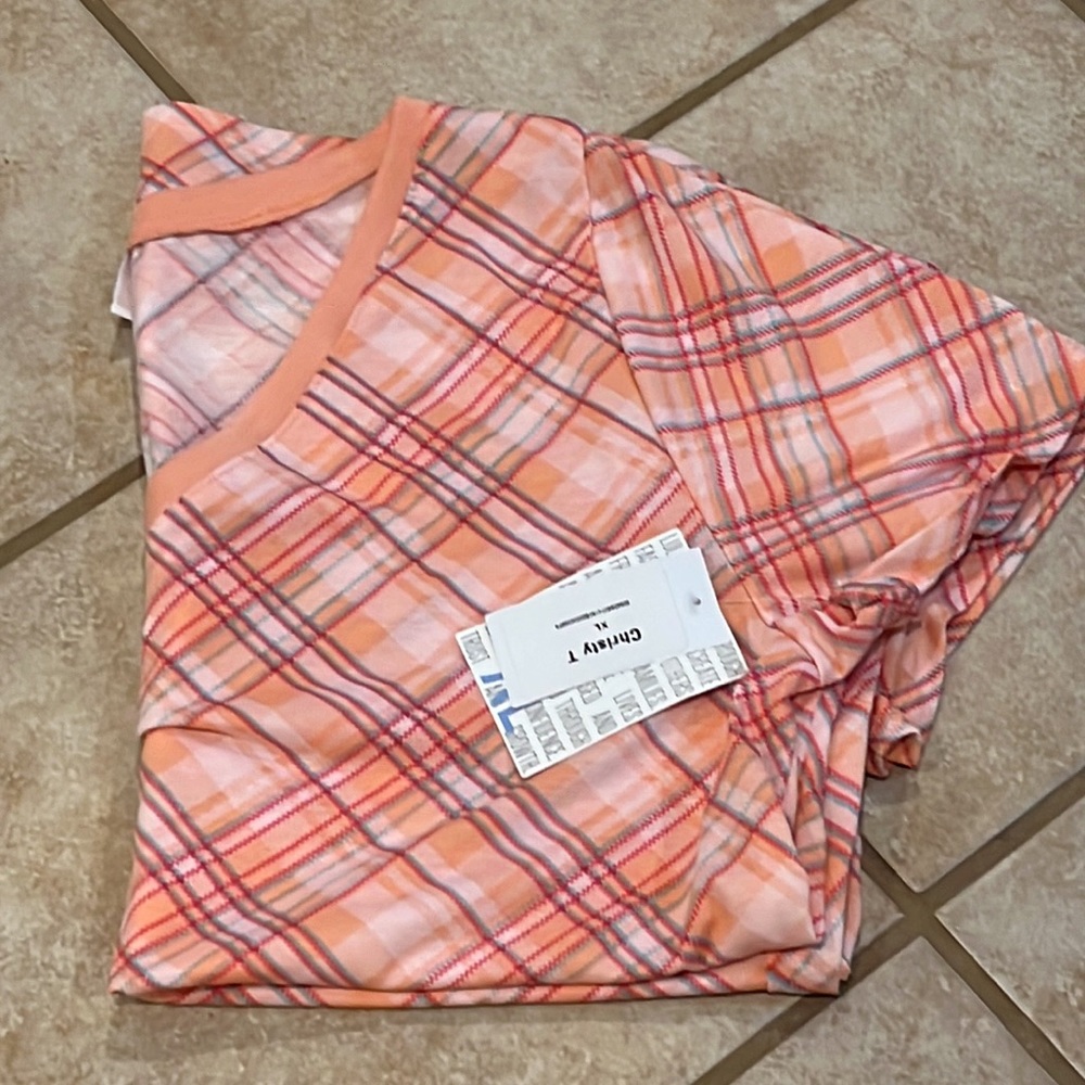 NWT Lula Roe Top Sz XL